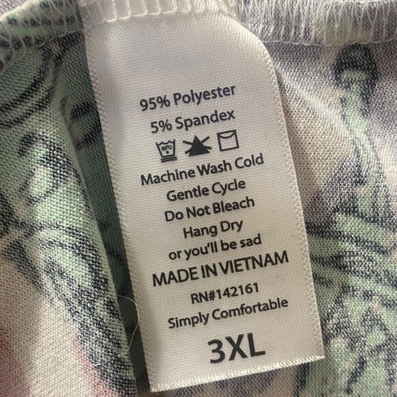 LuLaRoe Stars and Stripes Blouse with Green Accents - Picture 5 of 5